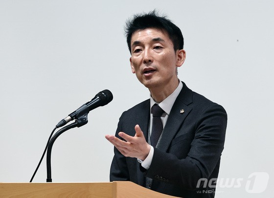 '12·3 비상계엄' 사태 핵심 피의자 김용현 전 국방부 장관 측의 변호인 이하상 변호사